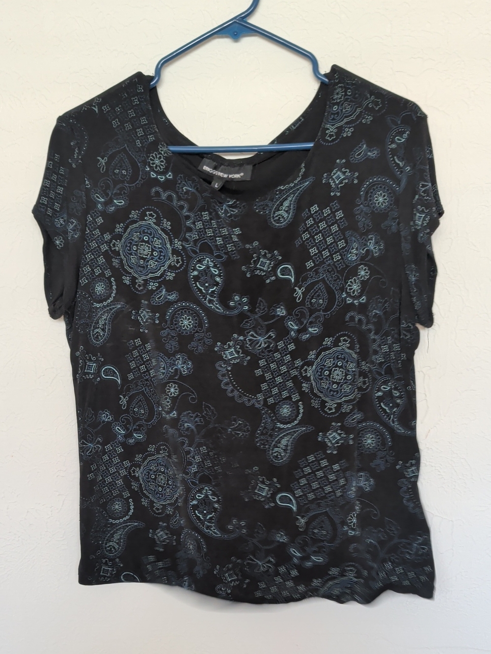 Black And Blue Paisley Short-Sleeve Women's Top